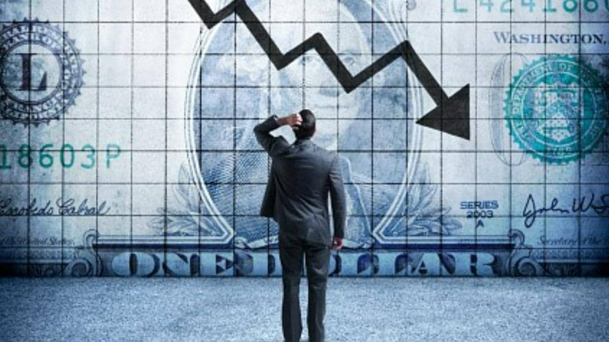 वैश्विक आर्थिक संकट खबर से बढ़ी चिंता, दुनिया भर में असर गहराया